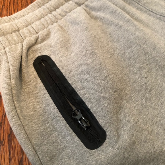 Fresh Goods Joggers - Picture 4 of 6